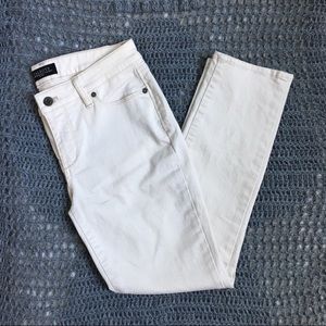 Talbots Slim Ankle White/Cream Denim Size 6P